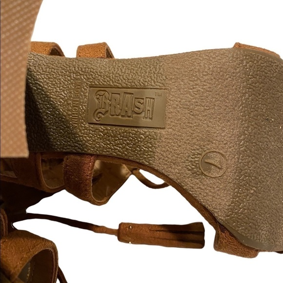 Brash Sexy Lace Up Cut Out Sandy Brown Suede Block Heel Sandal Back Zip Bootie 7 - Picture 12 of 13